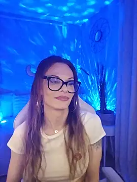Show modela Luna_Kitanna na web-kameri