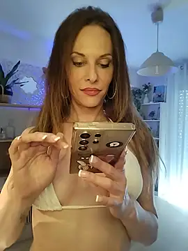 Luna_Kitanna's Webcam Show