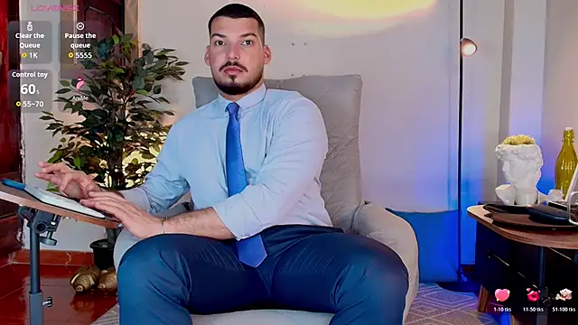 Show modela HenryBenso na web-kameri