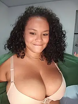 Youprinces2025's Live XXX Chat