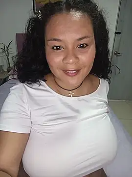 Youprinces2025's Live XXX Chat