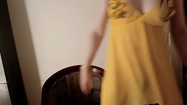 mimi-yangyang Show Webcam