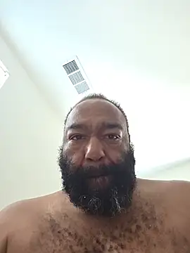 Bearhoney843's Webcam Show