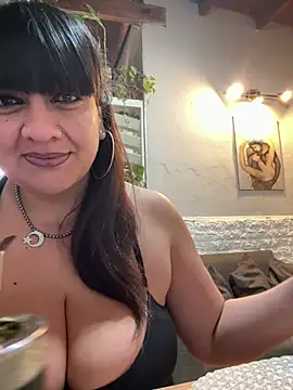 Sensualmente333 Show in webcam