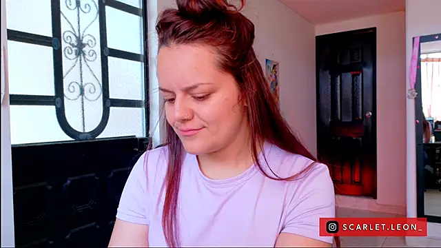 Scarletleon77n Webbikameraesitys