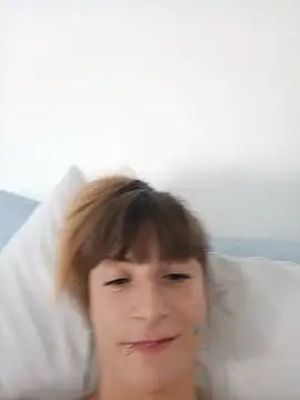 Cristina02's Live XXX Chat
