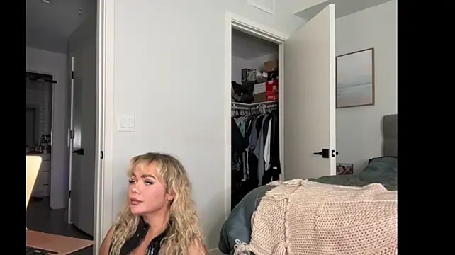 ElenaErickson – Live XXX-chat