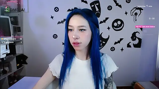 dakota_senju Show in webcam