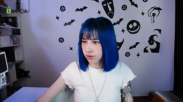 dakota_senju Show in webcam
