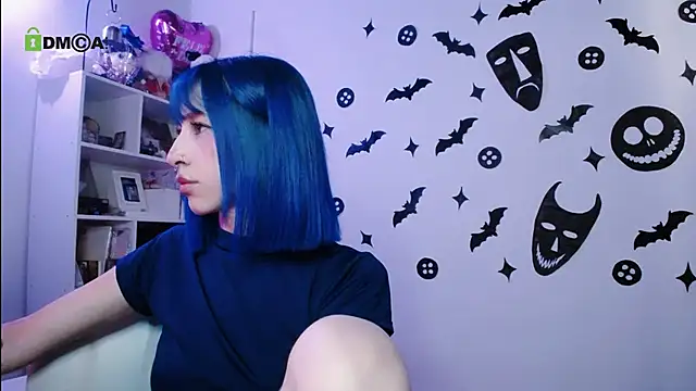dakota_senju Show in webcam