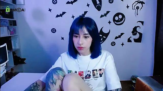 dakota_senju Show in webcam