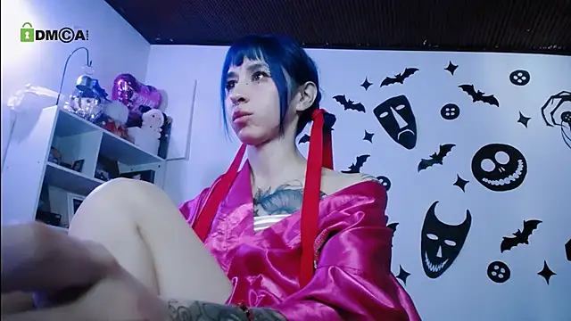dakota_senju Show in webcam