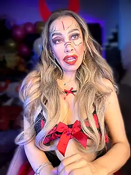 Chat +18 de EvelinaGrey ao vivo