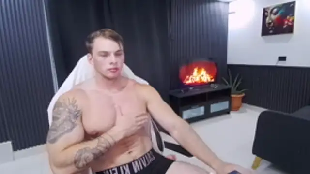 YourHotGreg – Kamerová šou