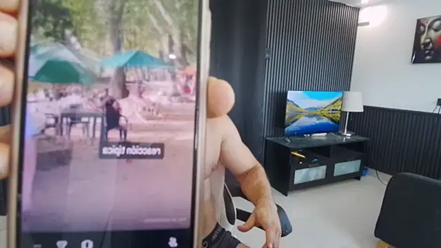 YourHotGreg Pertunjukan Webcam