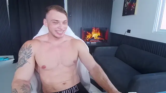 Вебкам-шоу YourHotGreg