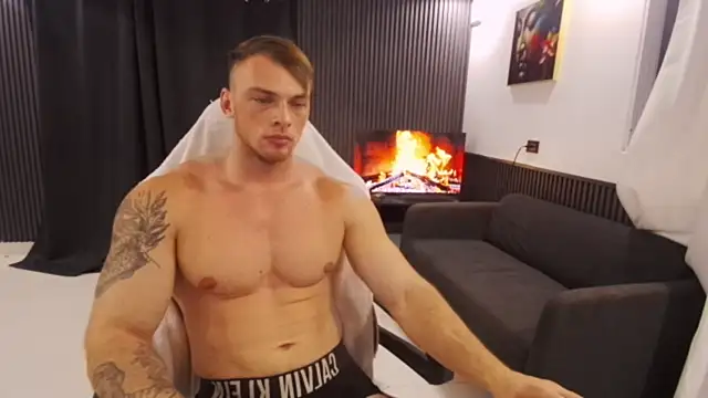 YourHotGreg – webcam-show