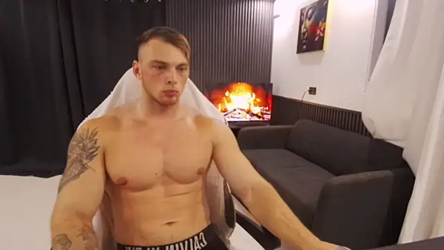 YourHotGreg Шоу с уебкамера