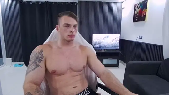 YourHotGreg Adlı Modelin Web Kamerası Şovu