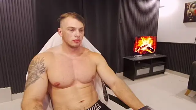 Вебкам-шоу YourHotGreg