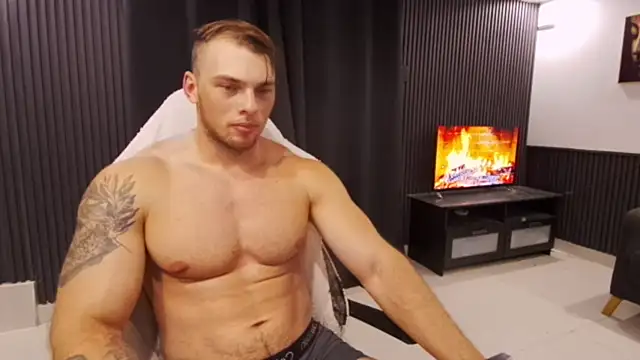 YourHotGreg's Live XXX Chat