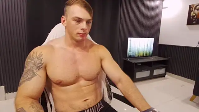 Webkamerová show YourHotGreg