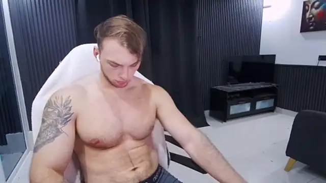 عرض كام YourHotGreg
