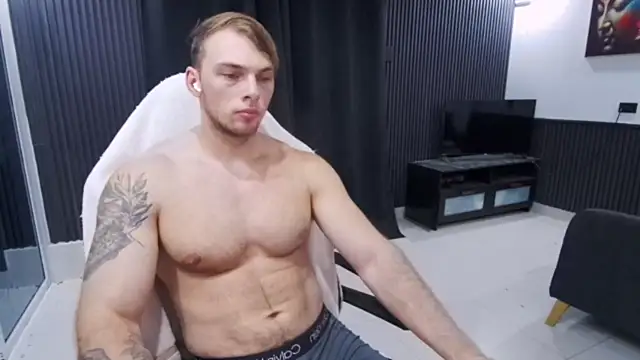 YourHotGreg – Kamerová šou