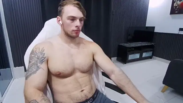 Webkamerová show YourHotGreg