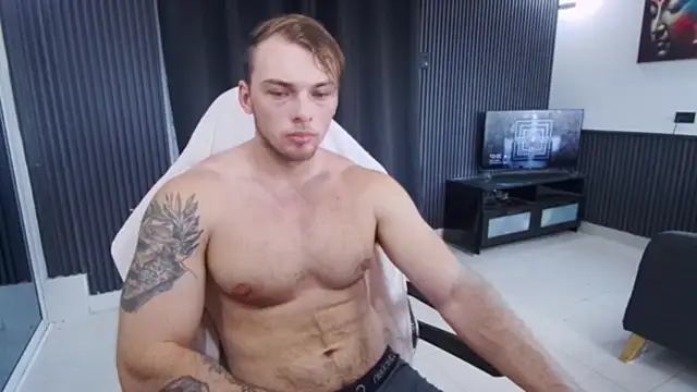 YourHotGreg Webcamshow