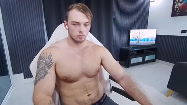 Вебкам-шоу YourHotGreg