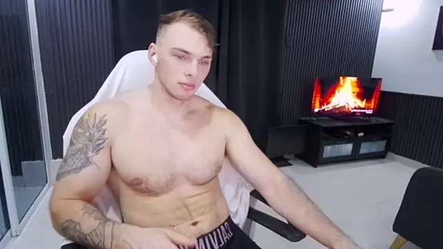 YourHotGreg – Kamerová šou