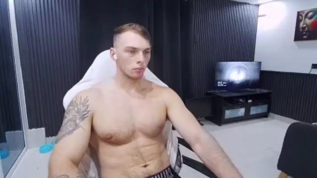 YourHotGreg Show Webcam