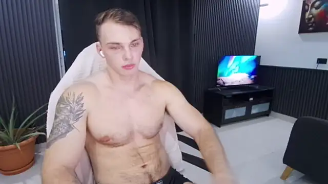 YourHotGreg – Kamerová šou