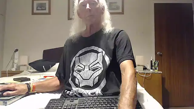 WaverlyKernow Webcam-Show