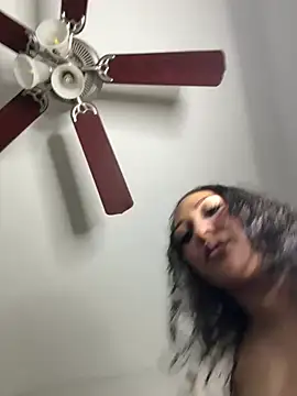 Lickplayofficial's Webcam Show