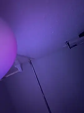 Lickplayofficial's Webcam Show