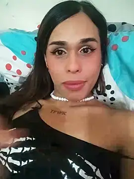 pretty_ariiel's Webcam Show