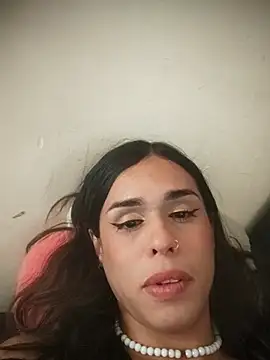 pretty_ariiel's Webcam Show