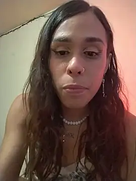 pretty_ariiel webcam show