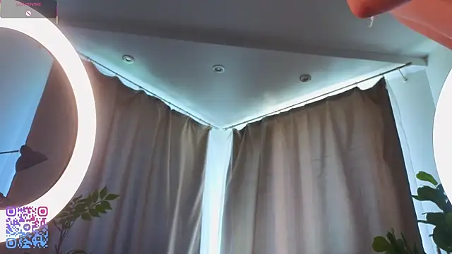 SoniaScott's Webcam Show