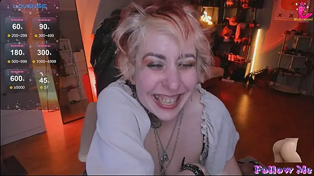 GinaMiracle's Live XXX Chat