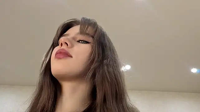 dolly_ll webcam show