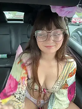 urpuppymoon's Live XXX Chat