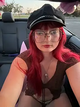 urpuppymoon's Webcam Show