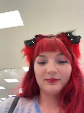 princessmoon129 Show in webcam