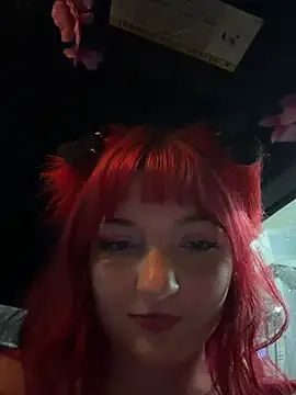 princessmoon129 Show in webcam