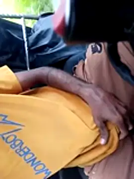 Show de DulajThushara2468 na webcam