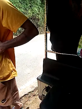 Pertunjukan Kamera Web DulajThushara2468