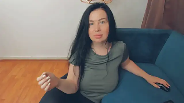 BrilliantGirll's Live XXX Chat